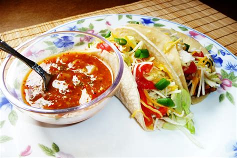 Salsa and Tortilla Chips - Easy Cooking with Sandy