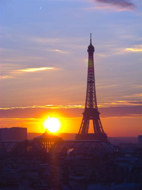 8 spots pour regarder des couchers de soleil magiques à Paris