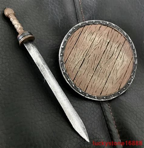 Roman Gladiator Weapons List