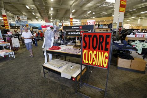 Store closing sales: Why you won't save as much as you think ...