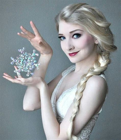 Frozen Elsa | Elsa cosplay, Frozen cosplay, Disney cosplay