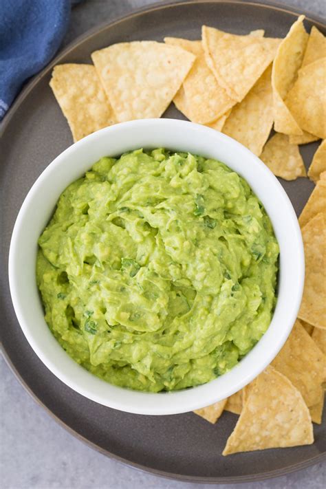 Easy Low Calorie Guacamole Recipe : How To Make Guacamole The Best Dip Ever The Tortilla Channel