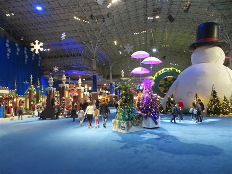 Chicago Winter Wonderfest at Navy Pier (2023)