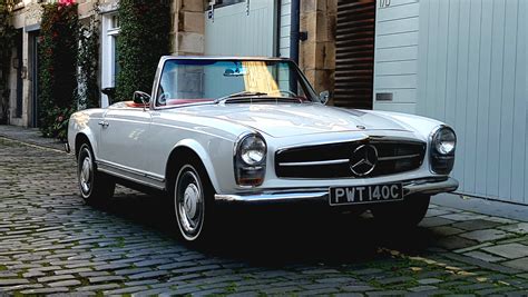 Mercedes 230sl Pagoda for sale in Edinburgh, Scotland.