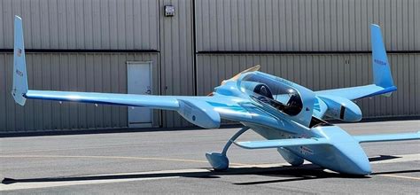 Melvill, Rutan donate Long EZ’s to Experimental Aircraft Association Museum in Oshkosh ...