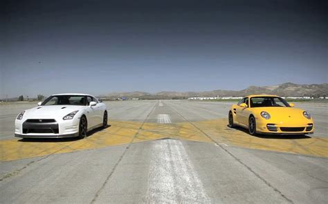 Head 2 Head Episode 6: Nissan GT-R vs. Porsche 911 Turbo S