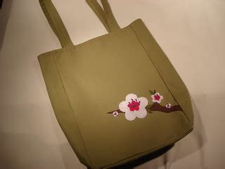 Applique Tote Bag | Applique and embroidery by me. | Regina Panzeca | Flickr