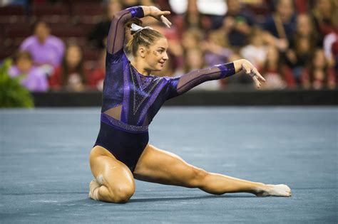 LSU Gymnastics: The Return of McKenna Kelley – Nadia Testroet Multimedia Portfolio