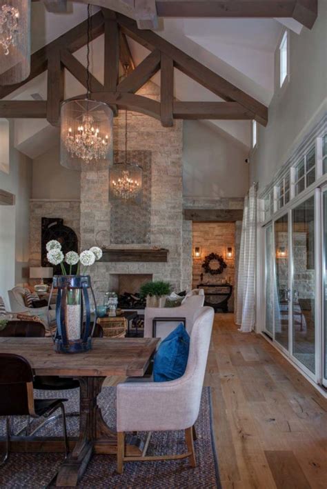 Timeless modern farmhouse with elegant-chic interiors in Texas hill ...