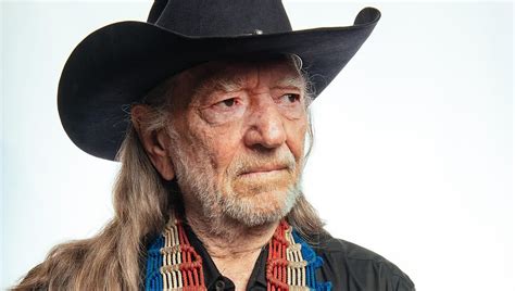 Willie Nelson - Biography, Height & Life Story | Super Stars Bio