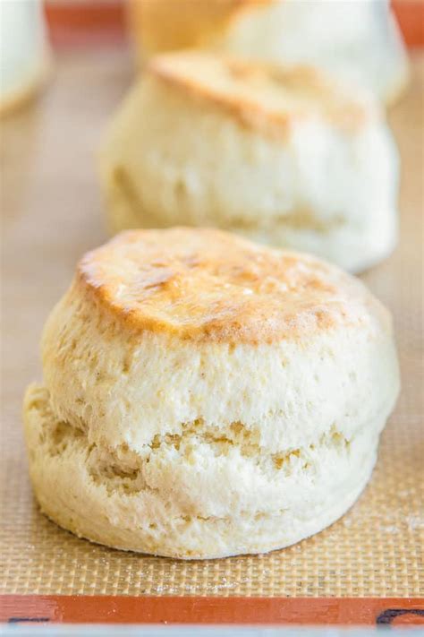 Scones (Best Easy English Style Recipe) - Fifteen Spatulas