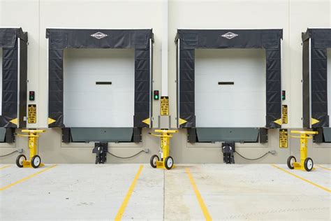 Tips for Safely Loading and Unloading Trucks - Stokes Equipment