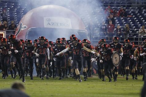 Aztecs football notebook: Hawaii game will be shown on Facebook - The ...