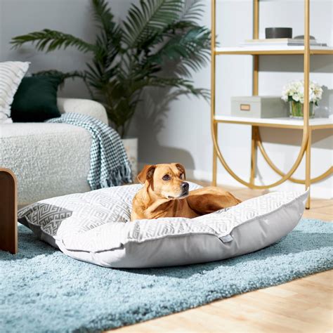 FRISCO Perfect Square Pillow Dog Bed w/Removable Cover, Silver Geometric - Chewy.com