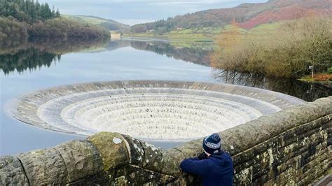 Severn Trent ponders new reservoir in expansion plan - BBC News