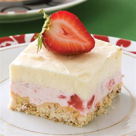 paula deen strawberry cheesecake recipe