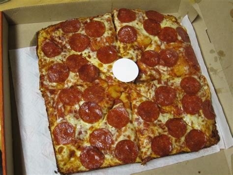 Review: Little Caesars - Pepperoni Deep Dish Pizza | Brand Eating