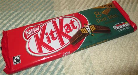 FOODSTUFF FINDS: New Kit Kat Dark Mint (Morrisons) [By @Cinabar]