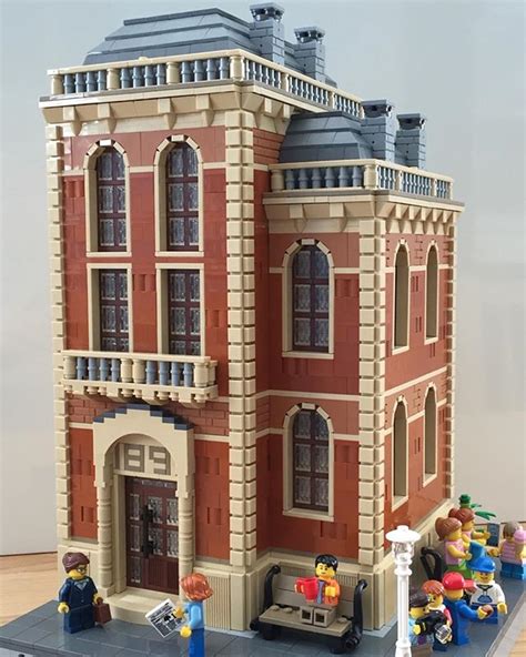 LEGO Library Modular Building | Lions Gate Models