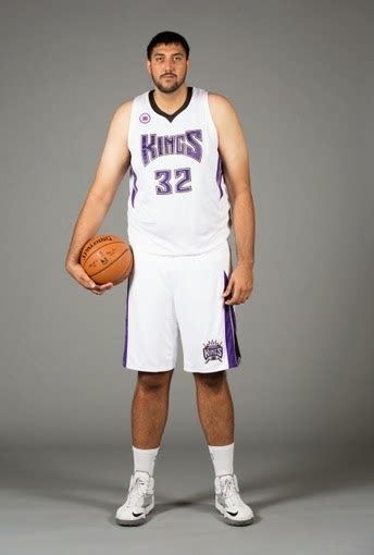 theKONGBLOG™: Sim Bhullar — First Indian NBA Player's Historic First Basket