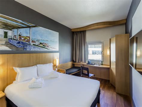 Hotel ibis Lisboa Parque das Naçoes, Lisbon business district - AccorHotels