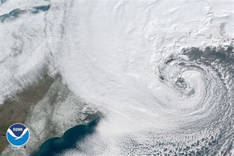 Bomb Cyclone: Powerful Winter Storm Blasts U.S. East Coast - USA Herald