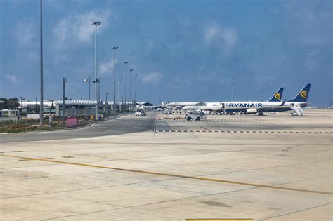 Paphos Airport (PFO)