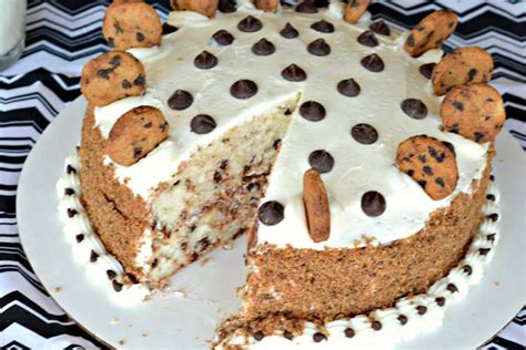 Milk and Cookies Cake