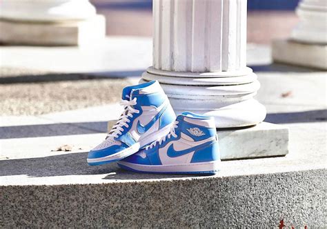 Air Jordan 1 "UNC" PE | SneakerNews.com