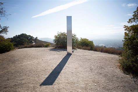 California Monolith Appears, Romanian Monolith Disappears - Geeky KOOL