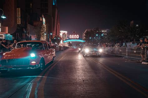 Illuminated Traffic Light During Night Time · Free Stock Photo