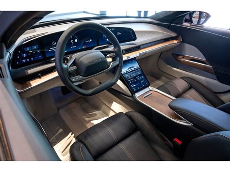 2022 Lucid Air: 27 Interior Photos | U.S. News