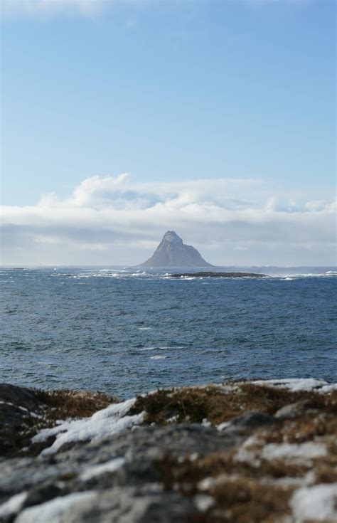 Island in northern Norway [OC][3477x5392] : r/EarthPorn