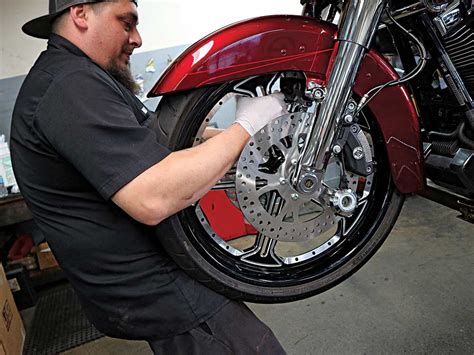 How to Install Garwood Custom Cycles Zion Wheels | Hot Bike Magazine