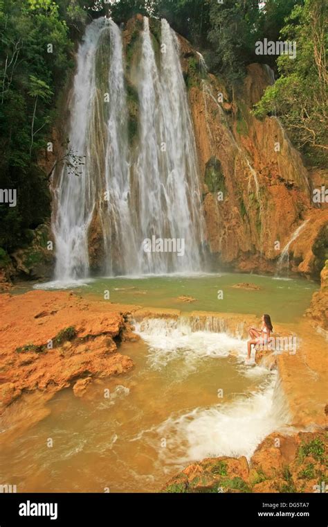 El Limon waterfall, Dominican Republic Stock Photo - Alamy