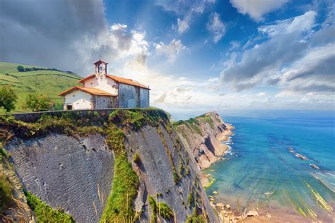 Los 10 pueblos más bonitos del País Vasco | Planes