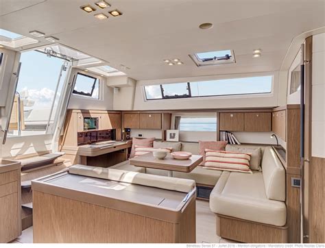 A Sailboat in Pictures: the new Beneteau Sense 57 | Boat interior design, Yacht interior design ...