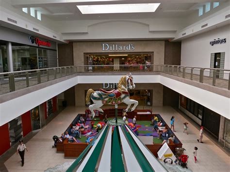 Lakeline Mall horse | Scenes from Lakeline Mall in Austin, T… | Joe M ...