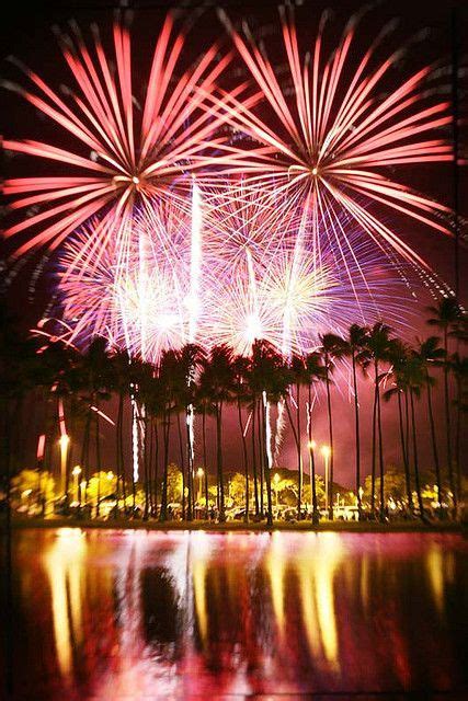 WOW ! Hawaii Fireworks | Hilton hawaiian village, Fireworks, Hawaiian vacation