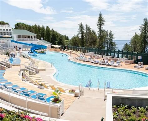 20 Top Michigan Hotels with Outdoor Pools (MAP) | My Michigan Beach and ...