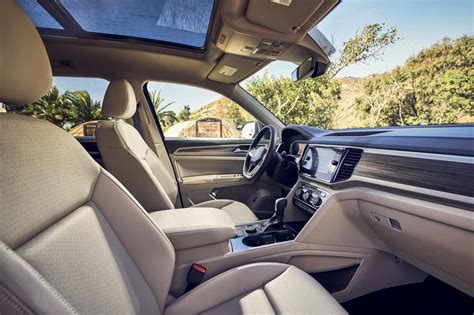 Volkswagen Atlas Interior 2024 - Aurie Ninetta