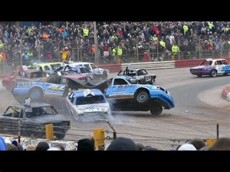 Banger Racing Arena Essex Firecracker XXV Plus Reliant Robin Bangers 6 ...