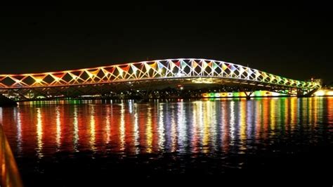 PM Modi to launch 'Atal Bridge': All about foot overbridge on Sabarmati river | Latest News ...