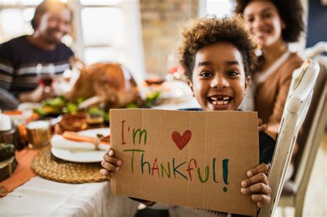 5 Thanksgiving Traditions Worth Starting - All Pro Dad