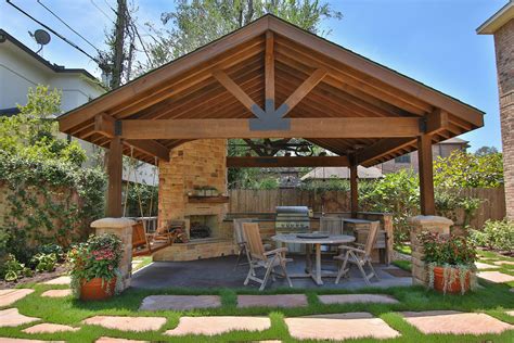 Braeswood Place Outdoor Covered Patio, Sunroom and Balcony - Rustic - Patio - Houston - by ...