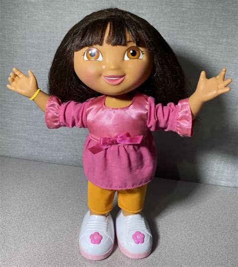 VINTAGE 2009 MATTEL WE DID IT! Dancing Dora Explorer 14” Doll - Works ...