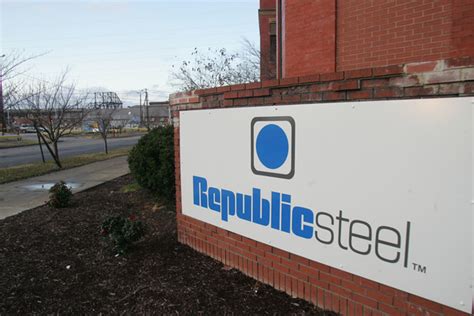 Republic Steel produces first heat from new Lorain furnace