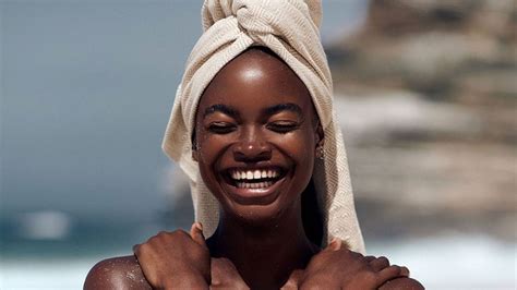 31 Black Beauty and Wellness Influencers to Know—and Follow Now | Black beauties, Beauty, Beauty ...