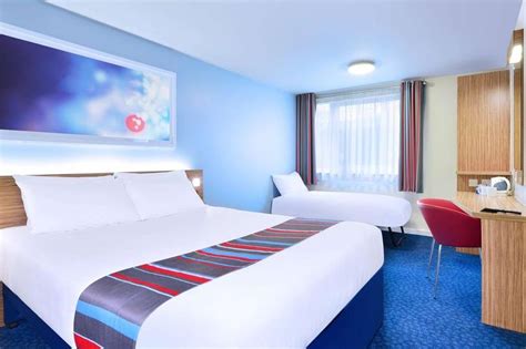 Travelodge launch huge spring sale with hotel rooms for £32 or less ...