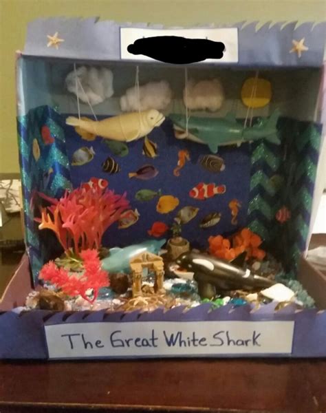 Shoe box diorama Ocean Hábitat. Great White Shark | Ocean diorama, Shoe ...